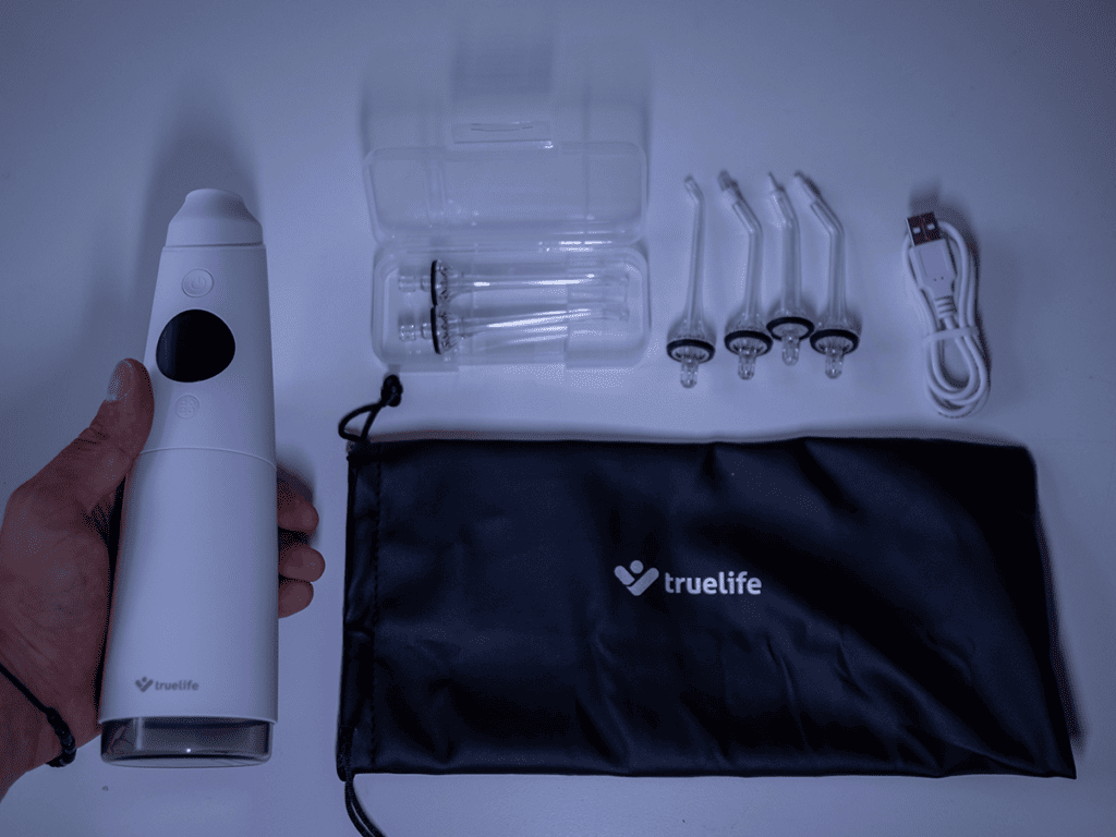 Recenze ústní sprchy TrueLife AquaFloss Compact C300